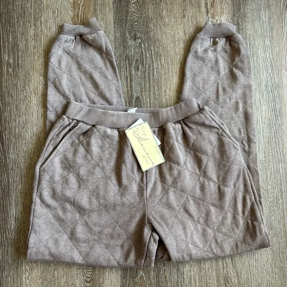 Women’s sweatpants - Picture 1 of 3